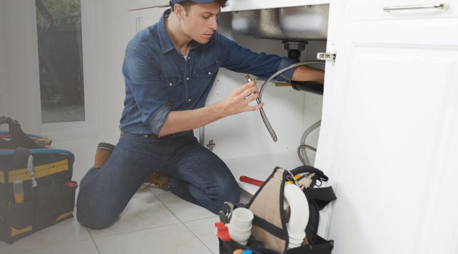 Expert burst pipe repair services in Ellendale, DE